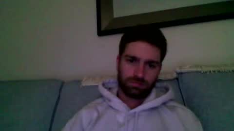 woodeee77 online show from April 30, 2026, 2:07 am