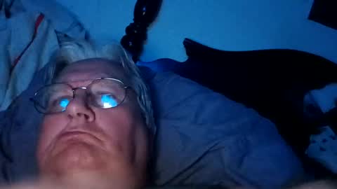 Snapshot of woodpecker115 chatting on August 5, 2026, 6:16 am woodpecker115 online show from August 5, 2026, 6:16 am