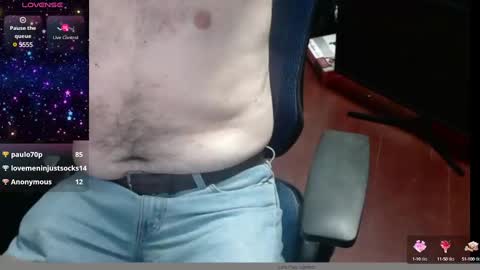 Snapshot of woodworker6473 chatting on December 27, 2024, 3:53 am woodworker6473 online show from December 27, 2024, 3:53 am