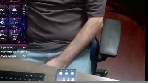 Snapshot of woodworker6473 chatting on December 27, 2024, 11:53 pm woodworker6473 online show from December 27, 2024, 11:53 pm