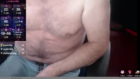 Snapshot of woodworker6473 chatting on December 31, 2024, 3:20 pm woodworker6473 online show from December 31, 2024, 3:20 pm