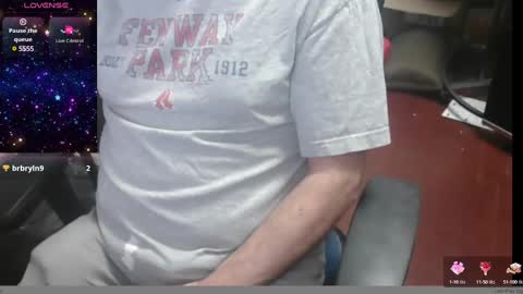 Snapshot of woodworker6473 chatting on February 14, 2025, 12:30 am woodworker6473 online show from February 14, 2025, 12:30 am