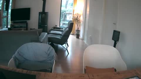 woodwurm and Snoeske online show from March 28, 2026, 6:13 am