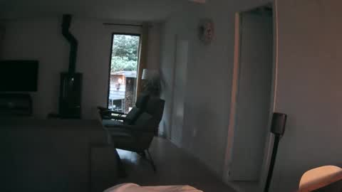 woodwurm and Snoeske online show from April 2, 2026, 5:27 am