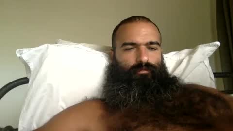 woof_wolf37 online show from October 4, 2025, 3:43 pm