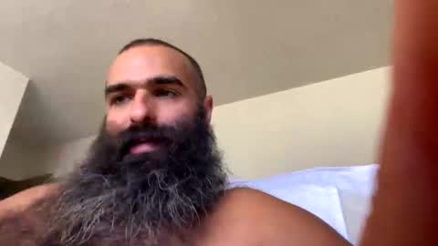 woof_wolf37 online show from November 10, 2025, 5:45 pm