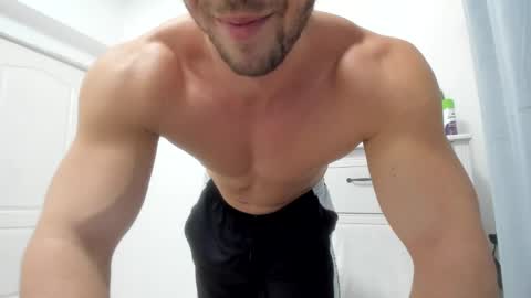 Snapshot of woolfiie chatting on January 28, 2025, 11:17 pm Wolfie online show from January 28, 2025, 11:17 pm