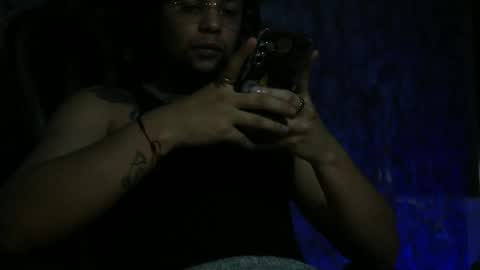 Woondeer online show from April 15, 2026, 2:40 am