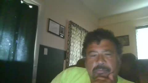 woperator12 online show from April 5, 2026, 1:52 pm