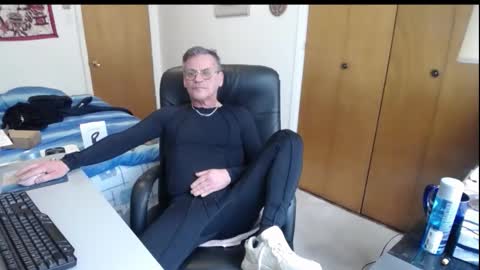 Snapshot of worldlarge chatting on February 7, 2026, 2:10 pm Large one online show from February 7, 2026, 2:10 pm