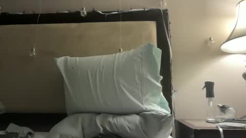 cum4me online show from April 4, 2026, 1:19 pm