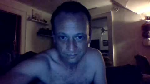 wouldnsteal online show from July 4, 2026, 3:45 am