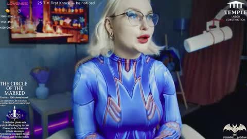 Goddess Sophy online show from November 7, 2025, 4:29 pm