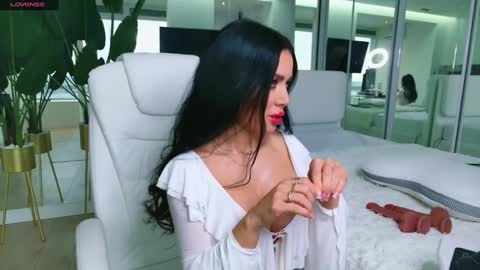 Snapshot of wow_eva_wow chatting on December 6, 2024, 8:48 am Eva online show from December 6, 2024, 8:48 am