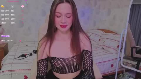 Snapshot of wow_kate chatting on June 1, 2026, 1:46 pm Kate online show from June 1, 2026, 1:46 pm
