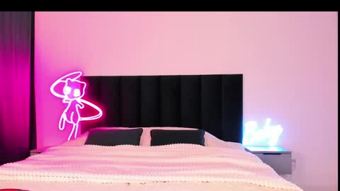 Snapshot of wowlovie666 chatting on January 26, 2025, 3:59 am Emi online show from January 26, 2025, 3:59 am