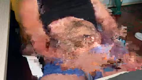 wristnut online show from October 22, 2025, 12:38 pm