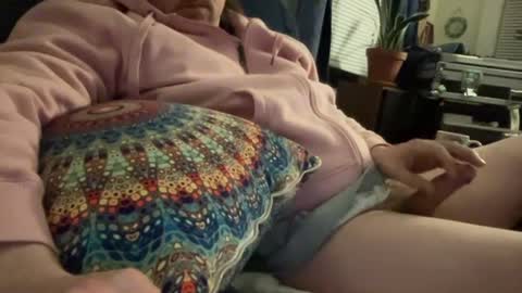 wucious online show from December 19, 2025, 10:55 am