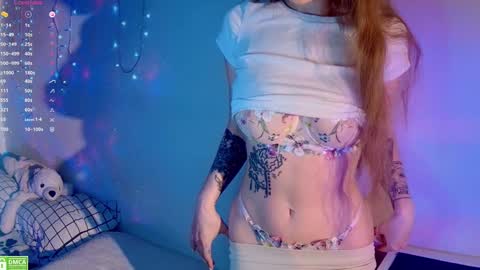 Snapshot of wxiuixw chatting on December 2, 2024, 10:56 pm Sonya online show from December 2, 2024, 10:56 pm