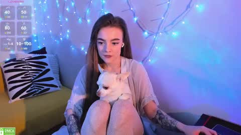 Snapshot of wxiuixw chatting on February 13, 2025, 10:22 pm Sonya online show from February 13, 2025, 10:22 pm