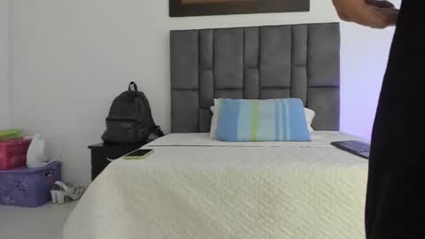 wyatt online show from January 13, 2026, 12:32 pm