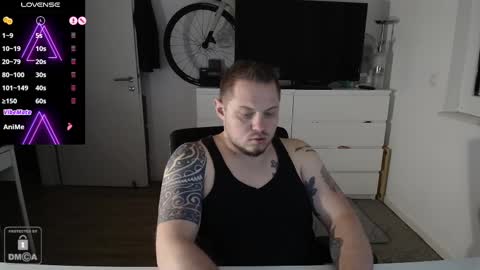 Snapshot of x19marco93x chatting on February 23, 2025, 5:50 pm x19marco93x online show from February 23, 2025, 5:50 pm