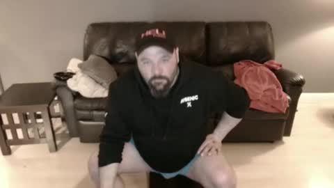 Snapshot of x69xsmilyx69x chatting on March 12, 2025, 2:41 am Kevin online show from March 12, 2025, 2:41 am