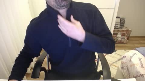 Mr. Lonely online show from November 1, 2025, 7:16 pm