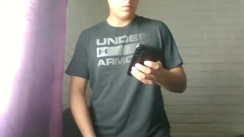 Snapshot of x_andrescam chatting on June 3, 2026, 6:35 pm x_andrescam online show from June 3, 2026, 6:35 pm