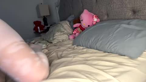 Snapshot of x_dreamgirl_x chatting on February 16, 2025, 9:59 pm Mariah online show from February 16, 2025, 9:59 pm