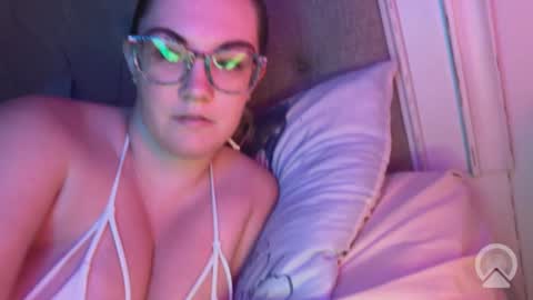 Snapshot of x_dreamgirl_x chatting on September 27, 2025, 5:34 am Mariah online show from September 27, 2025, 5:34 am