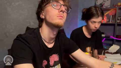 Philipp and Este online show from June 21, 2026, 10:34 pm