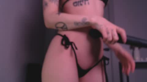 Snapshot of x_flora_x chatting on January 5, 2025, 10:50 pm Flora my fav patterns are 44 111 666 999 online show from January 5, 2025, 10:50 pm