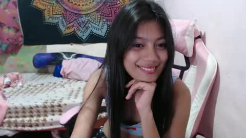 Snapshot of x_lexi_x chatting on February 12, 2025, 11:07 am x_lexi_x online show from February 12, 2025, 11:07 am