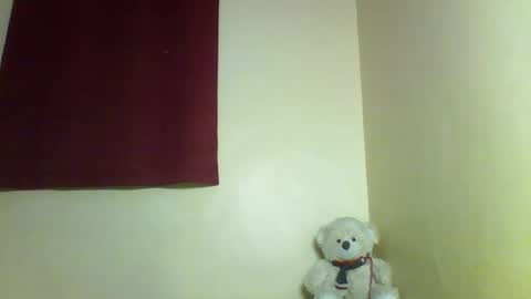 X melanine online show from March 2, 2026, 10:33 am