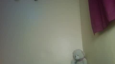 X melanine online show from March 26, 2026, 10:10 am