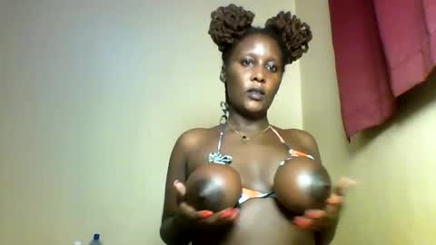 X melanine online show from April 19, 2026, 7:38 pm