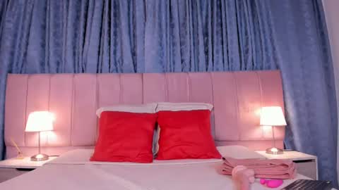 Snapshot of x_milu chatting on February 25, 2025, 6:31 pm x_milu online show from February 25, 2025, 6:31 pm