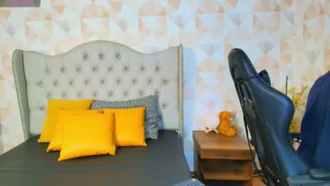 Snapshot of xam_collen chatting on October 8, 2025, 1:09 pm xam_collen online show from October 8, 2025, 1:09 pm