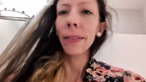 Kandi Daisy online show from July 22, 2026, 6:16 am