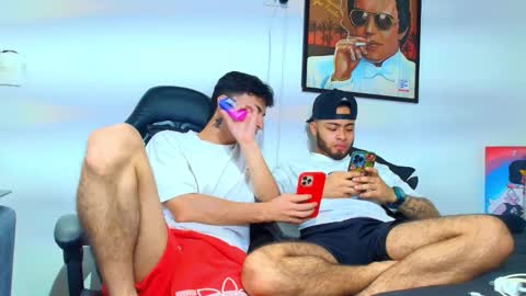 Snapshot of xanderstone00 chatting on February 28, 2026, 12:17 pm Xanderstone online show from February 28, 2026, 12:17 pm