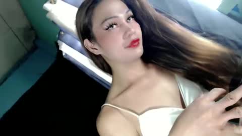 Snapshot of xangel_redx chatting on December 11, 2024, 3:02 am ANGEL online show from December 11, 2024, 3:02 am