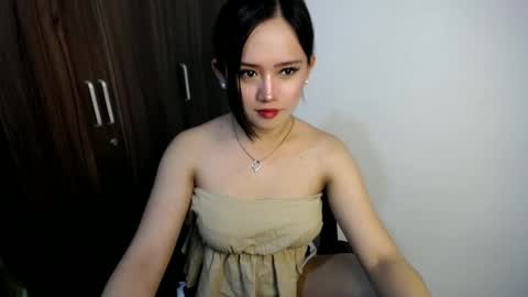 Snapshot of xasian_babygirl chatting on January 19, 2025, 6:32 pm Aiah online show from January 19, 2025, 6:32 pm