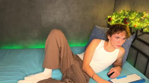 Snapshot of xavier_200 chatting on January 17, 2026, 10:09 am Xavier PVT open online show from January 17, 2026, 10:09 am