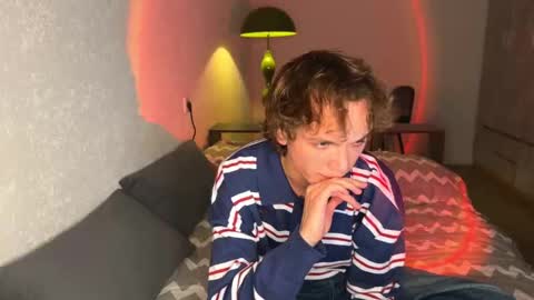 Snapshot of xavier_200 chatting on February 18, 2026, 5:09 pm Xavier PVT open online show from February 18, 2026, 5:09 pm