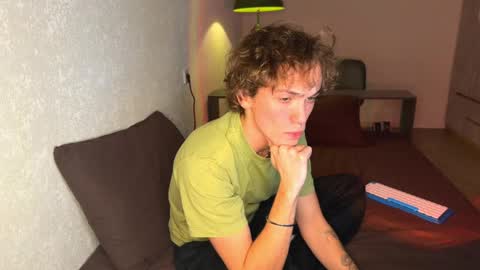 Snapshot of xavier_200 chatting on February 24, 2026, 5:55 pm Xavier PVT open online show from February 24, 2026, 5:55 pm