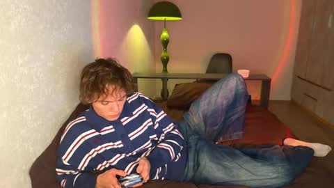 Snapshot of xavier_200 chatting on February 27, 2026, 4:07 pm Xavier PVT open online show from February 27, 2026, 4:07 pm