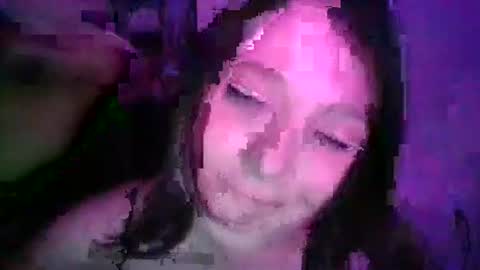 BabyGirl online show from April 24, 2026, 5:21 am