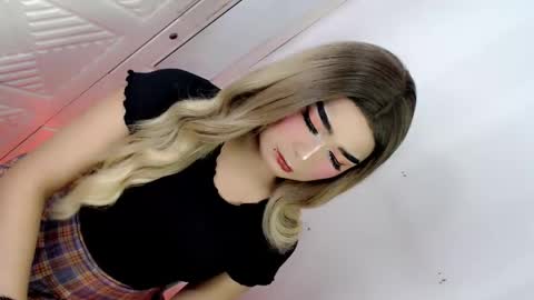 Snapshot of xchinita_kyanggx chatting on February 27, 2025, 9:32 am kianna online show from February 27, 2025, 9:32 am