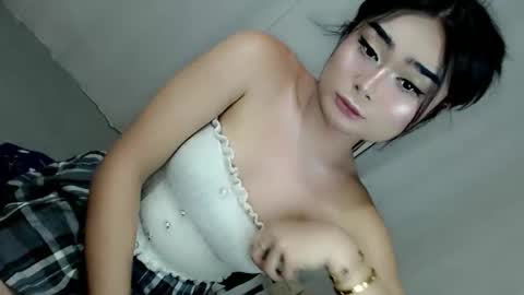 Snapshot of xchinita_kyanggx chatting on November 7, 2025, 7:58 pm kianna online show from November 7, 2025, 7:58 pm